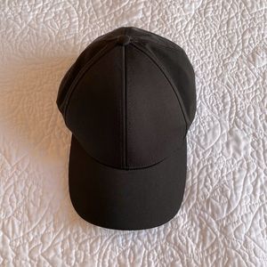 Aritzia black baseball cap